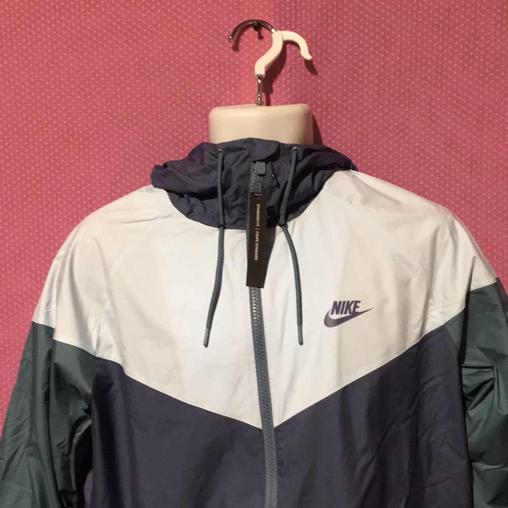 Tri colored Nike jacket - Picture 2 of 5